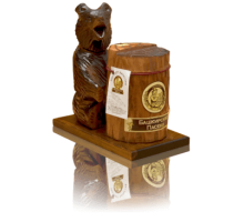 Подарок с мёдом Медведь на подставке с пнём 300 гр.